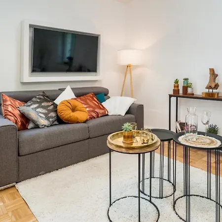Apartment Og Zentrale 3-zimmer 15min Bis Salzburg Freilassing